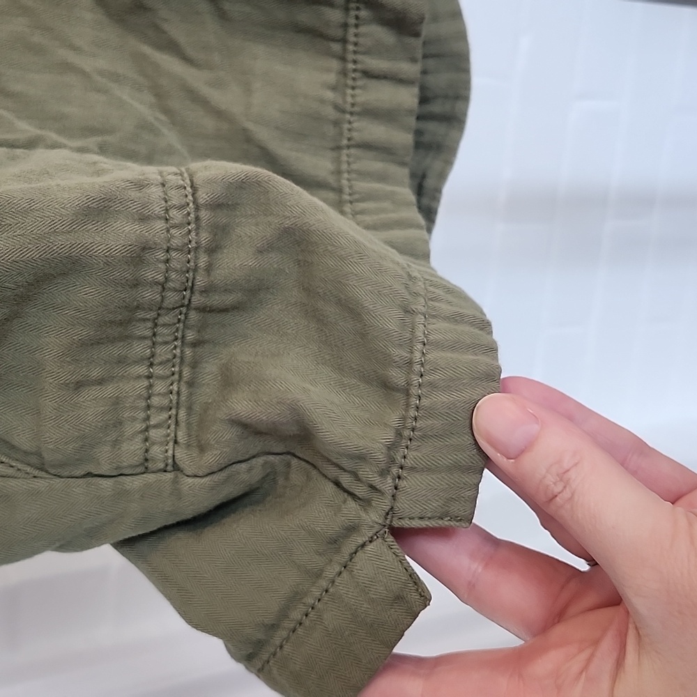 Old Navy Shorts, Medium - Picture 4 of 7
